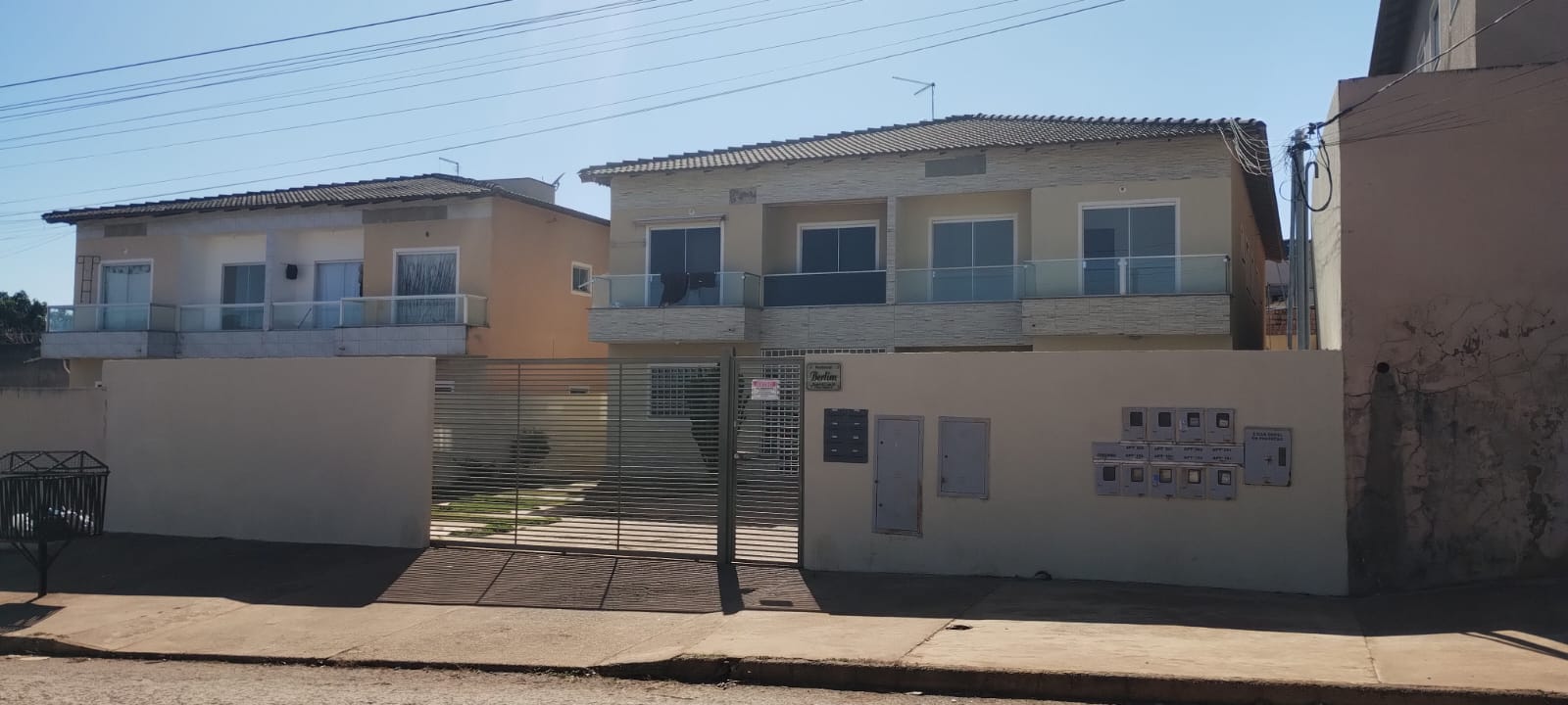 vende-se apartamento em cidade ocidental